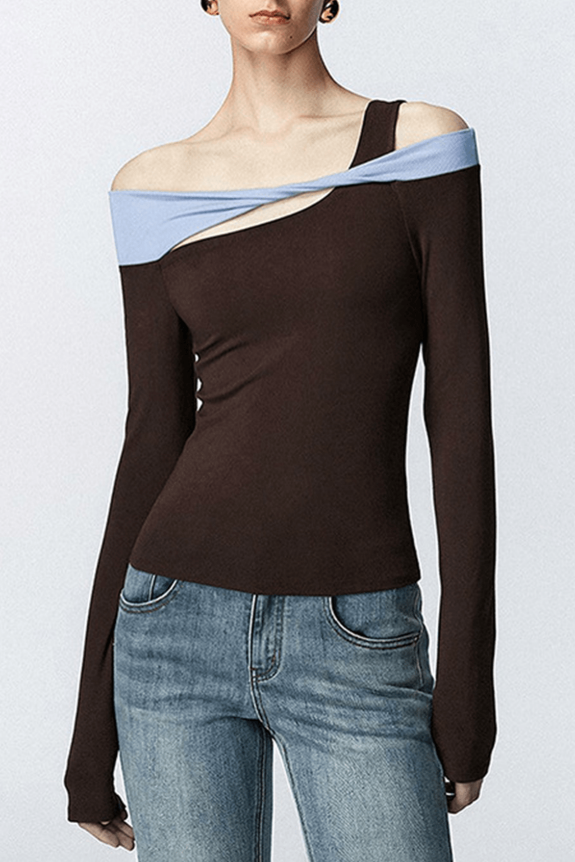 Hollow Out Contrast Color Slim Fit Top