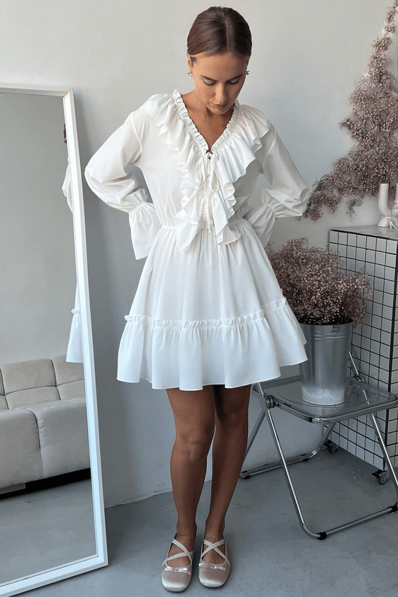 V Neck Ruffle Pleated Mini Dress