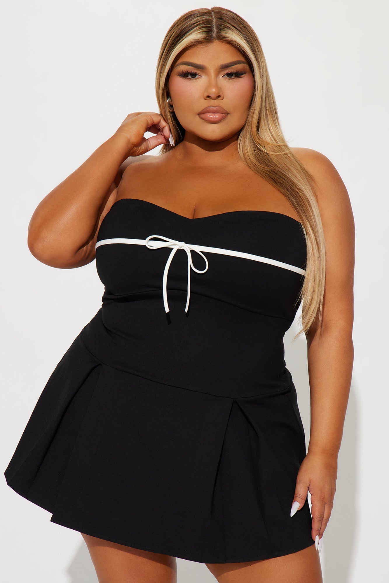 Sweetheart Neckline Hidden Zipper Mini Dress