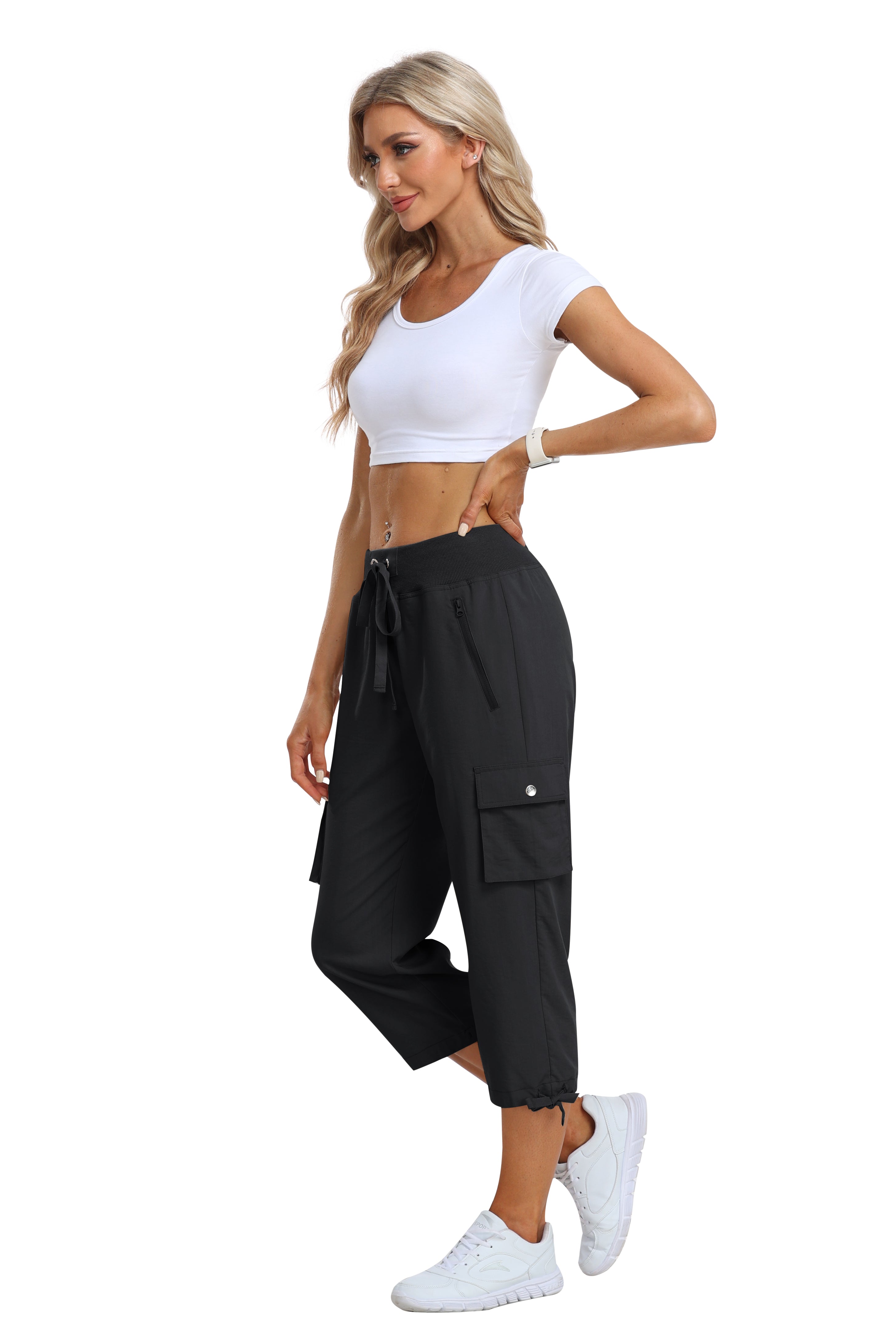 Women's loose casual quick drying travel cargo capri pants