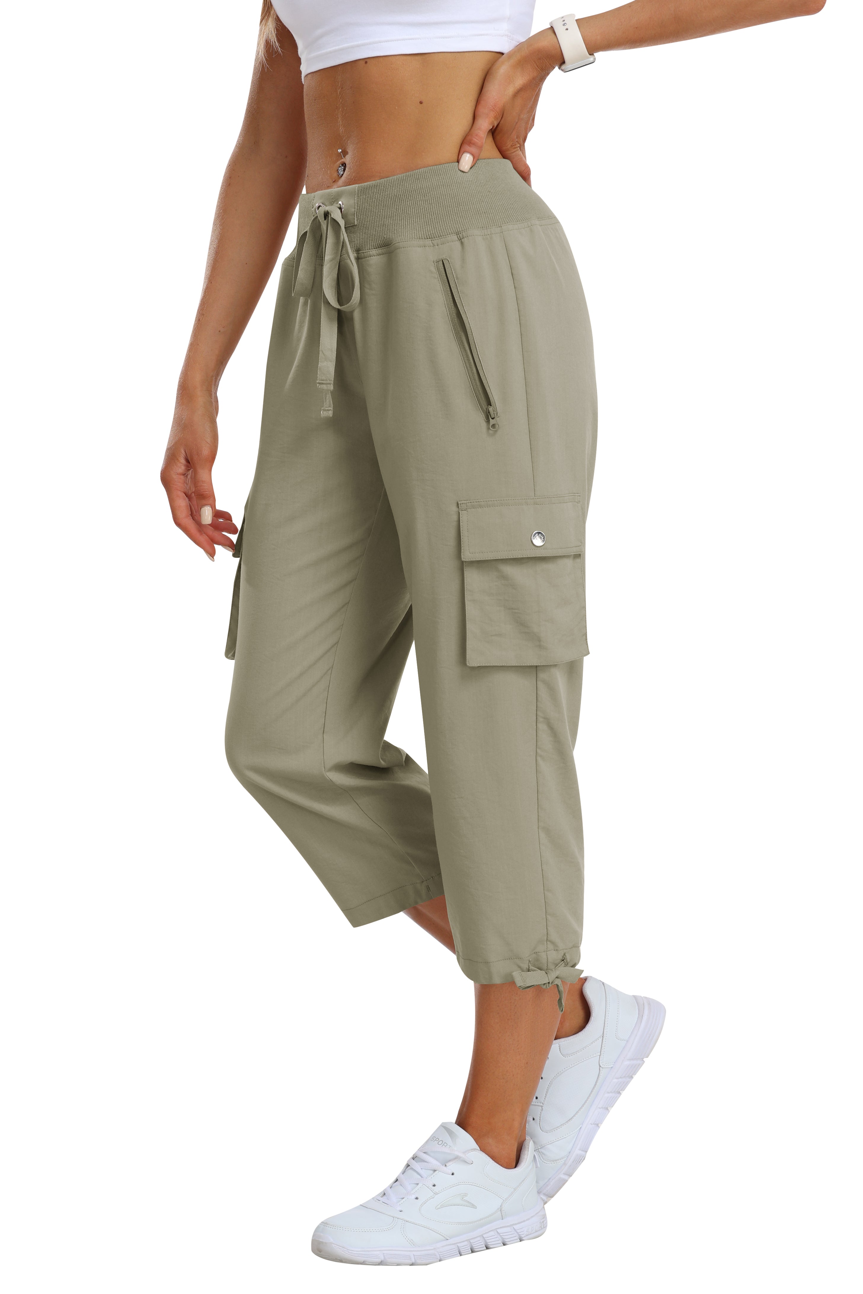 Women's loose casual quick drying travel cargo capri pants