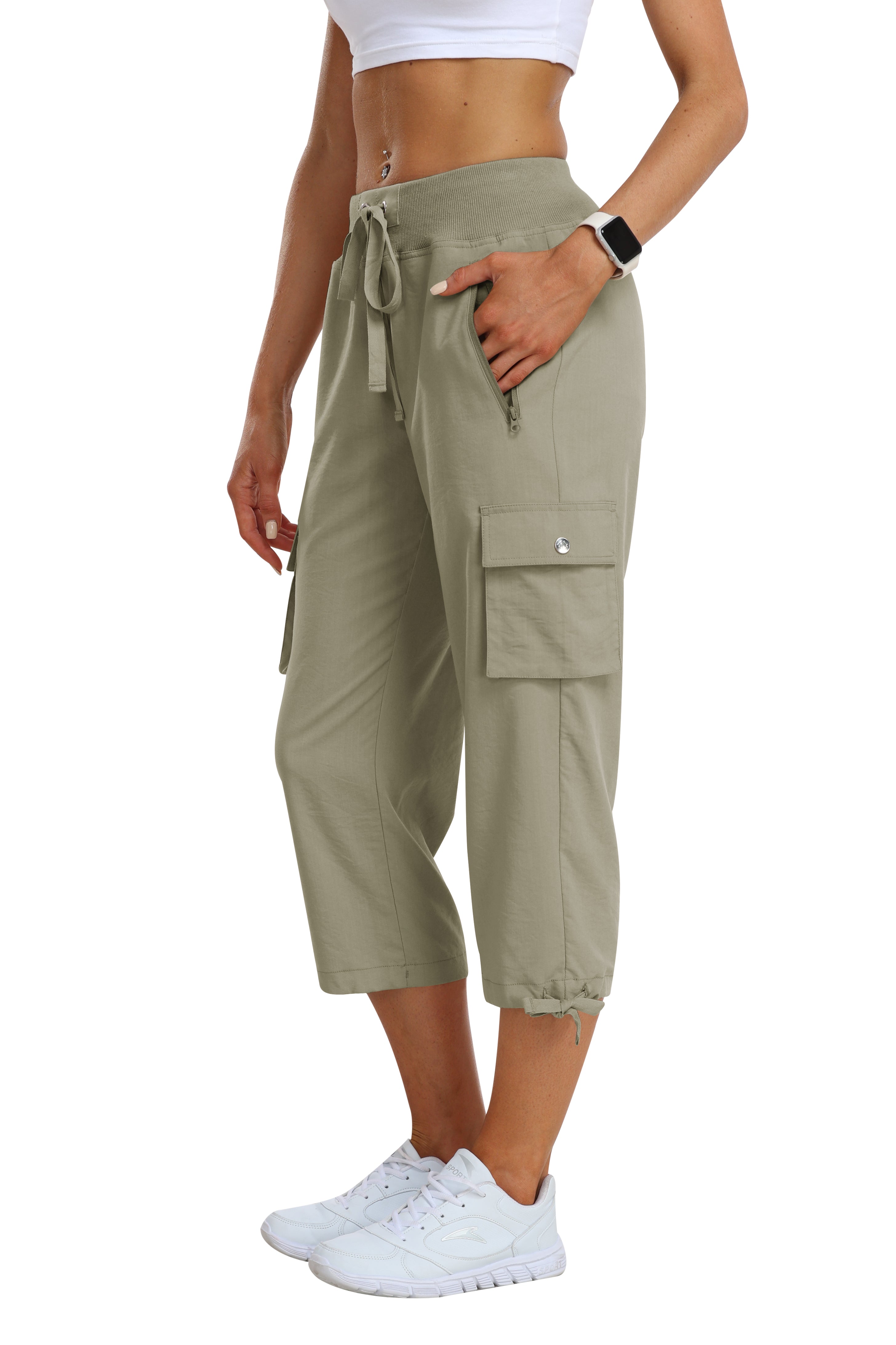 Women's loose casual quick drying travel cargo capri pants