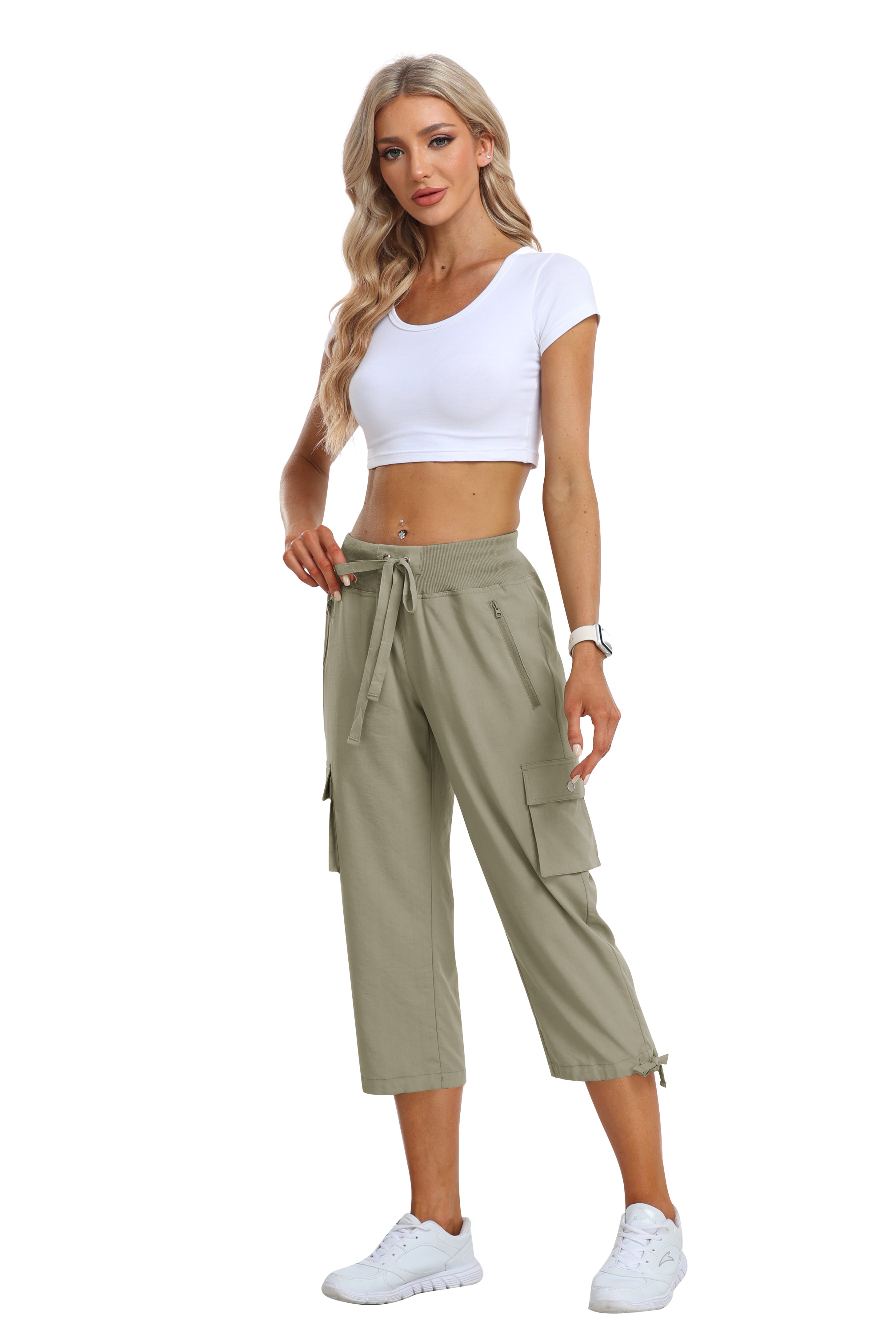 Women's loose casual quick drying travel cargo capri pants