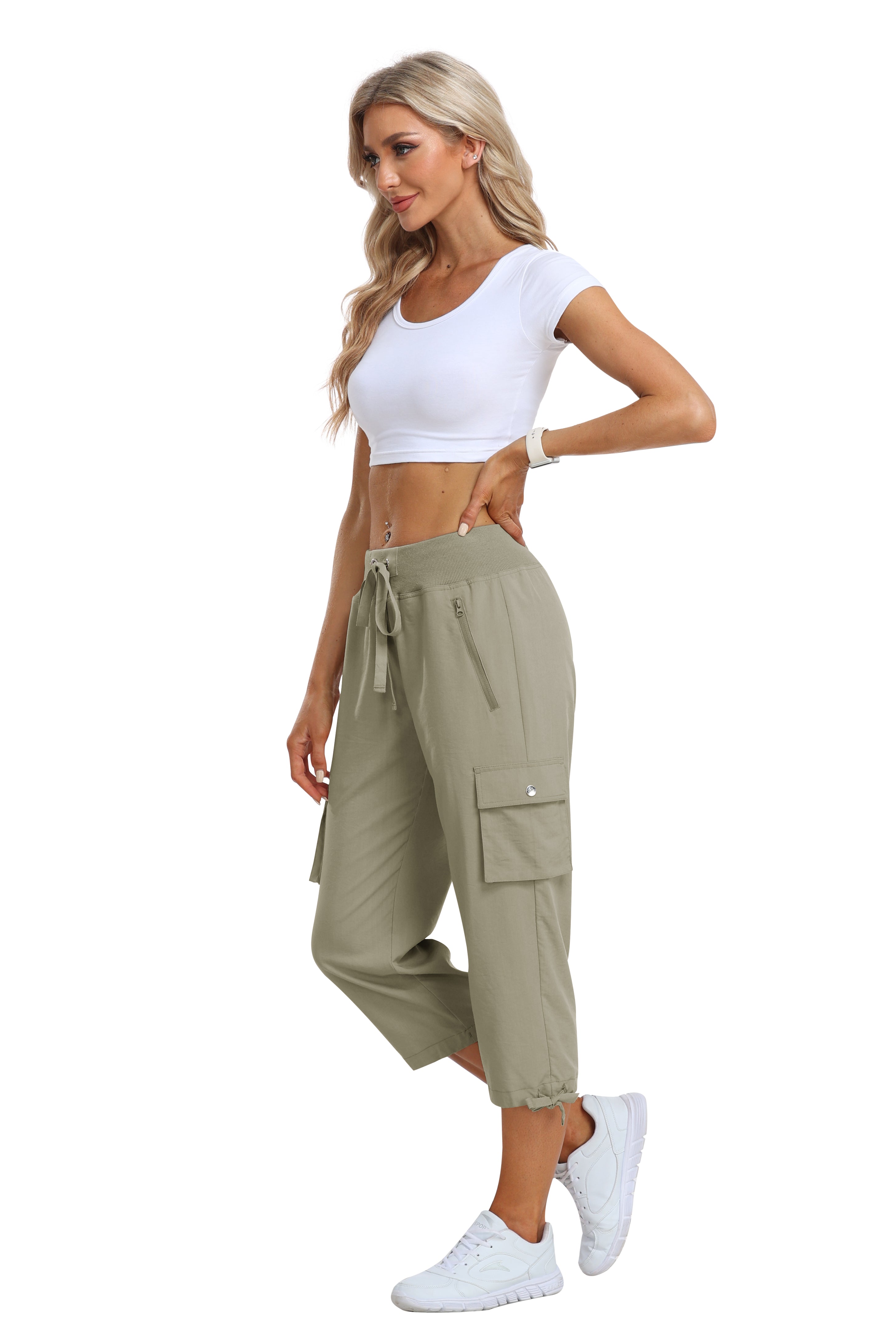 Women's loose casual quick drying travel cargo capri pants