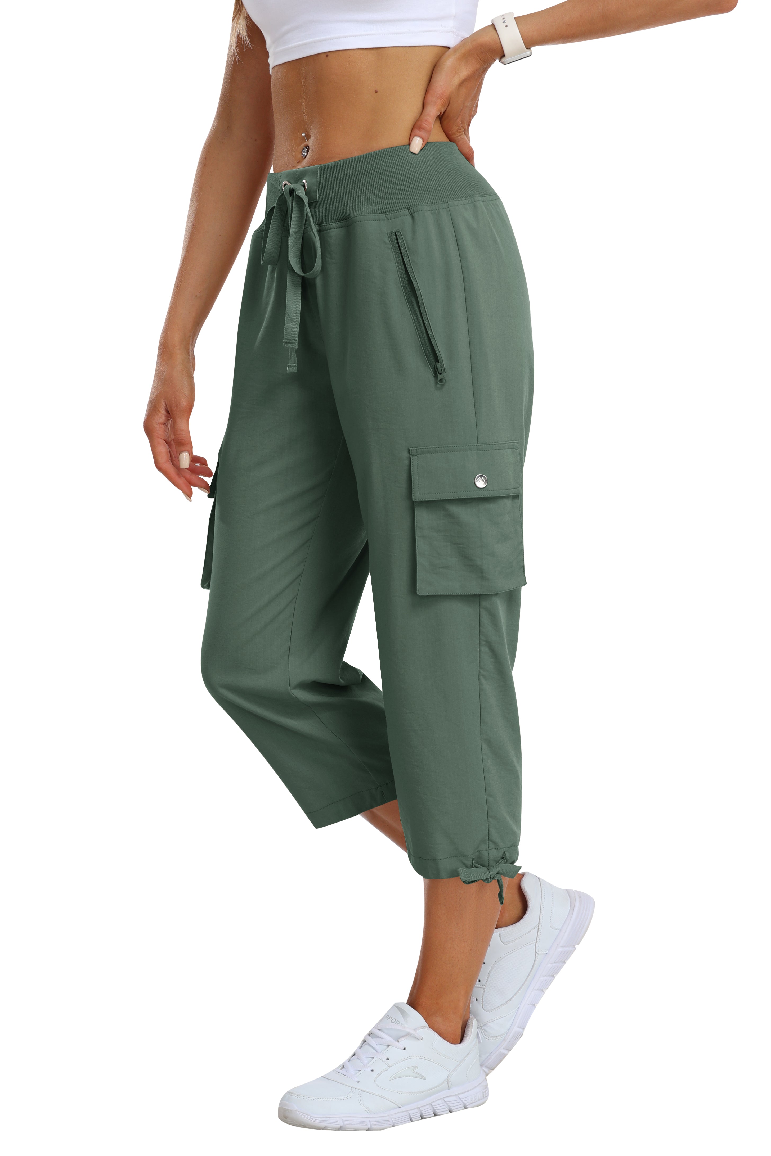 Women's loose casual quick drying travel cargo capri pants